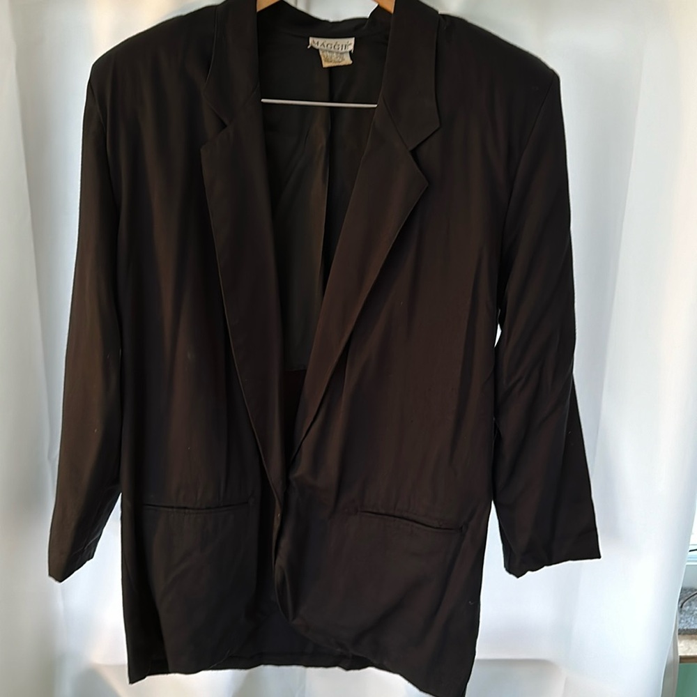 Women’s large jacket.  Blazer style.